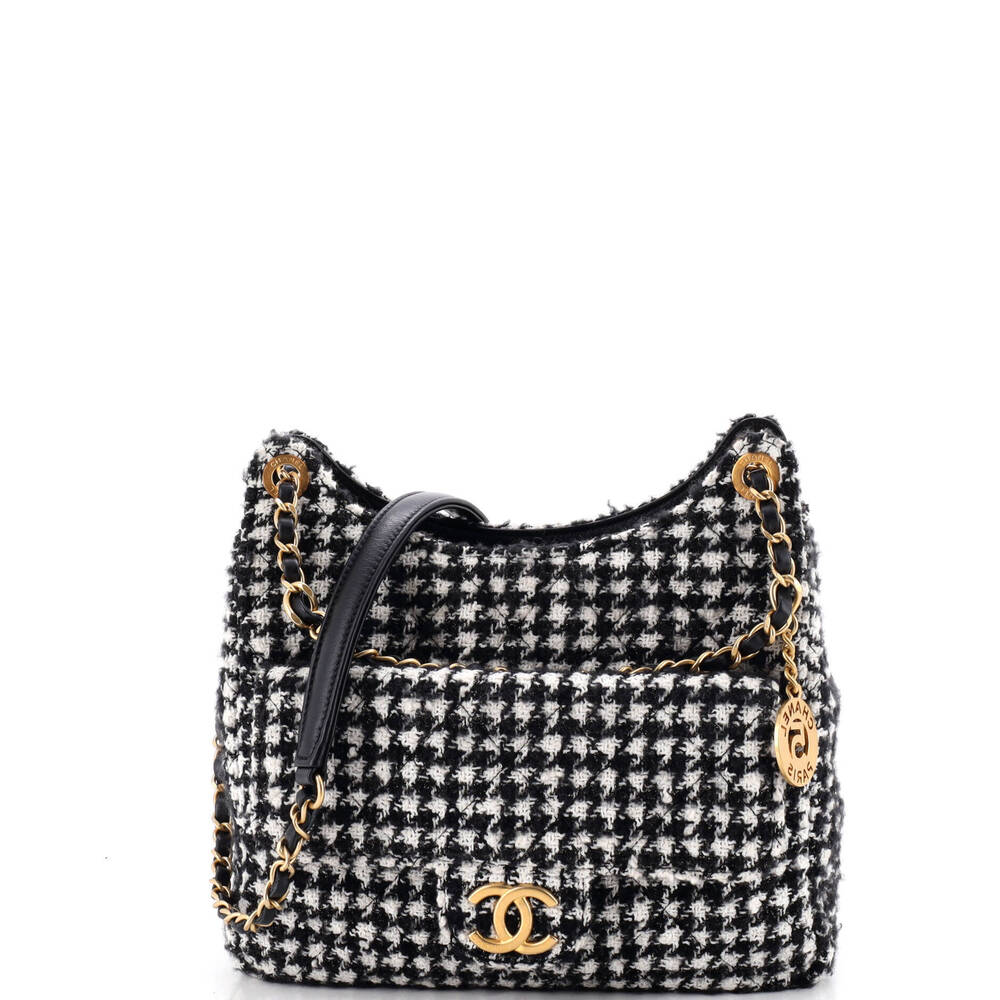 Chanel Medium Wavy CC Hobo Quilted Tweed